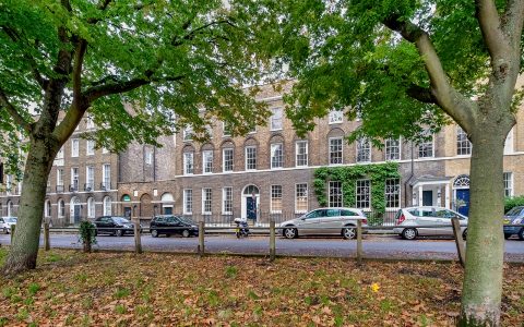 Highbury Apartment: Highbury Terrace