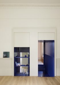 Highbury Fields Apartment: transition to bedrooms